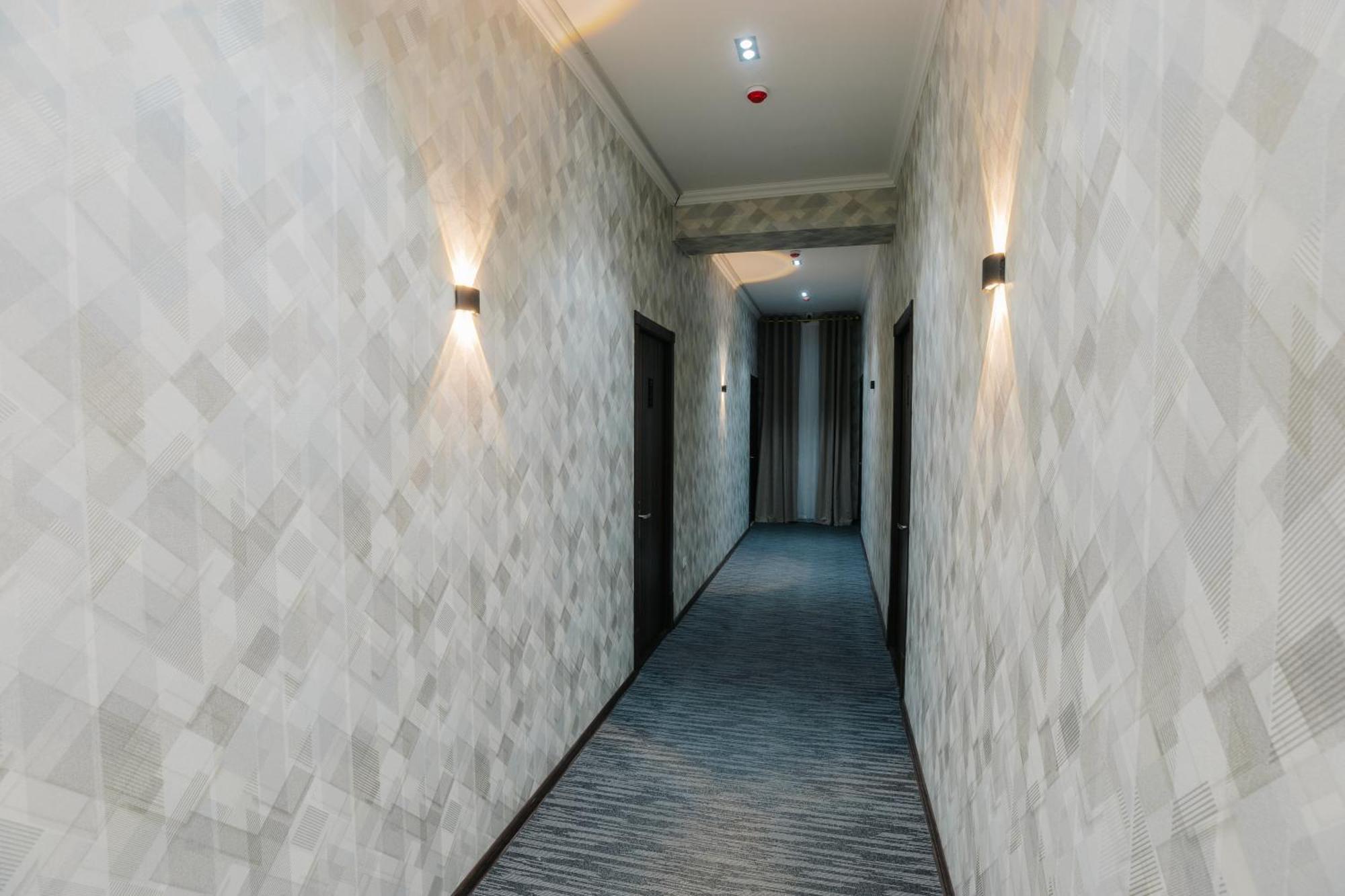 Resident Hotel Tachkent Extérieur photo