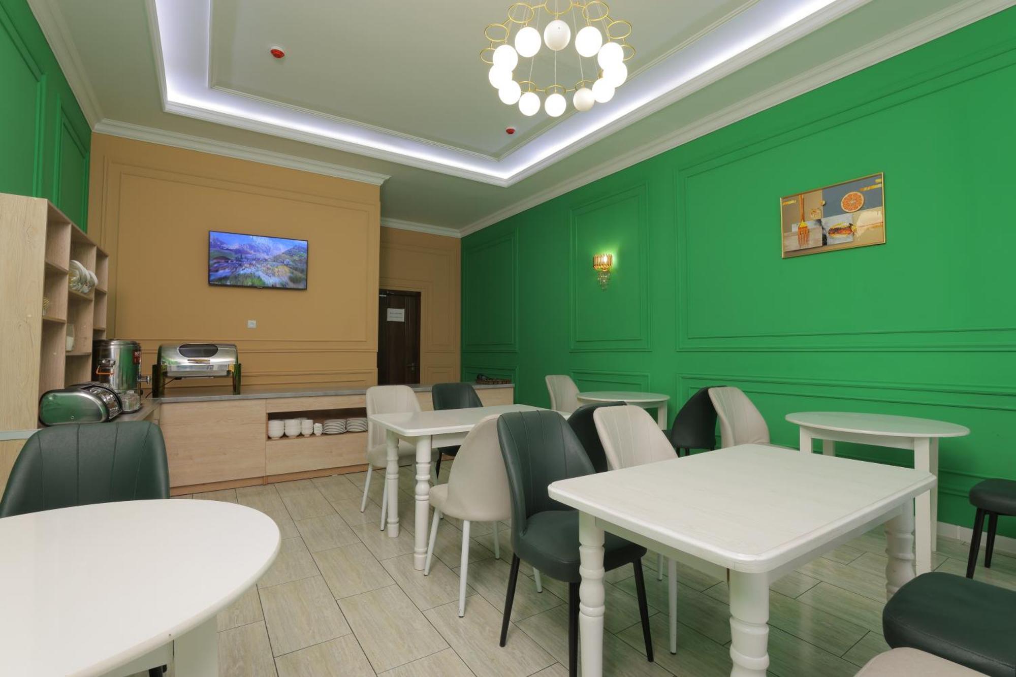 Resident Hotel Tachkent Extérieur photo
